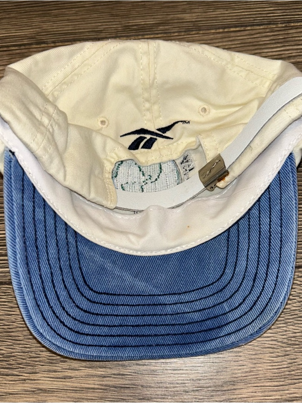Vintage Reebok Hat - Picture 2 of 3